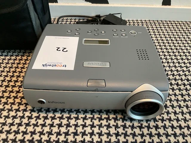 Infocus lp600 dlp projector - afbeelding 2 van  8