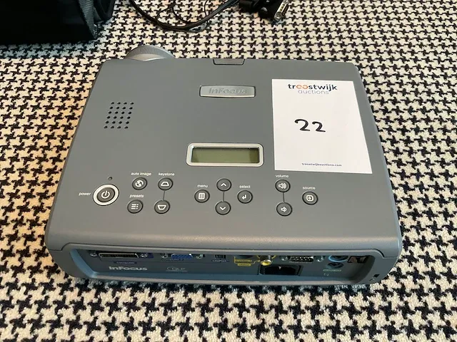 Infocus lp600 dlp projector - afbeelding 4 van  8