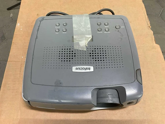 Infocus lp640 projector lcd - afbeelding 3 van  6