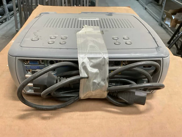 Infocus lp640 projector lcd - afbeelding 4 van  6