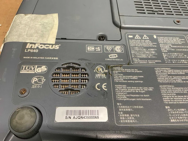 Infocus lp640 projector lcd - afbeelding 6 van  6