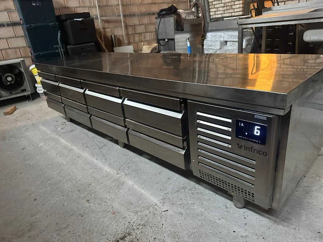Infrico msg2400 koelwerkbank - afbeelding 1 van  4