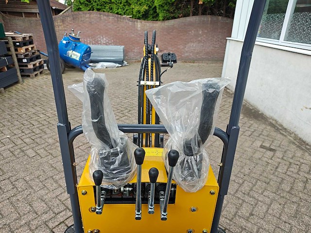 Infront - 2025 - yfe12 - minigraafmachine - afbeelding 5 van  21