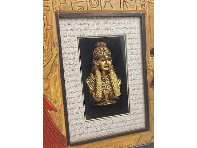 Ingelijst beeld van egyptische koningin - afbeelding 2 van  4