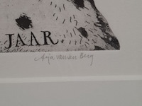 Ingelijst drukwerk, arja van den berg , lana vijf jaar 16/20 - afbeelding 4 van  9