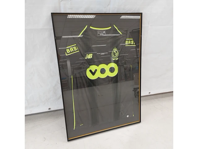 Ingelijst " standard de liege " shirt - afbeelding 1 van  7