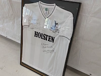 Ingelijst " tottenham hotspur " shirt u.e.f.a final 1983-84 - afbeelding 2 van  9