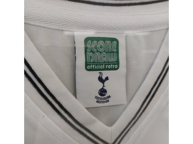 Ingelijst " tottenham hotspur " shirt u.e.f.a final 1983-84 - afbeelding 4 van  9