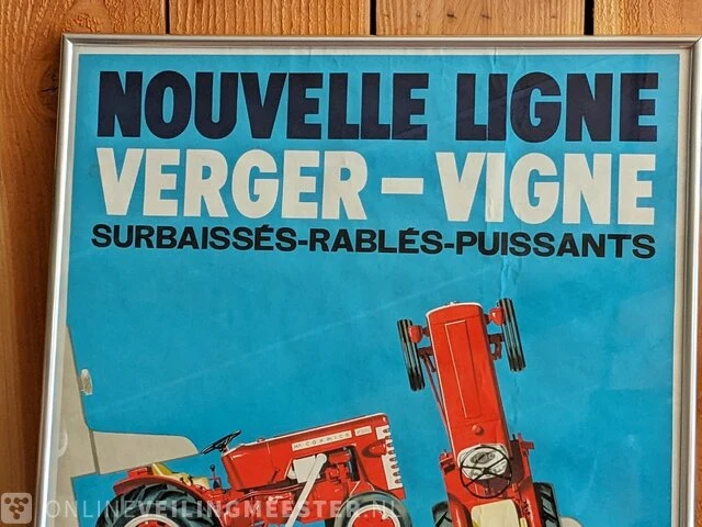 Ingelijste poster mc cormick international, nouvelle ligne verger-vigne, bouwjaar 1954 - afbeelding 2 van  4