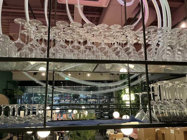 Inhoud bar rekken - afbeelding 8 van  14