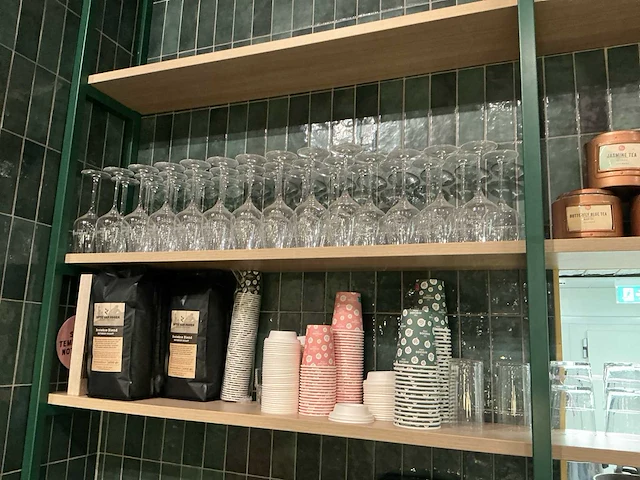 Inhoud bar rekken - afbeelding 11 van  14