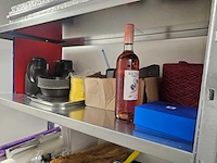 Inhoud complete bakkerij winkel opslagruimte - afbeelding 5 van  9