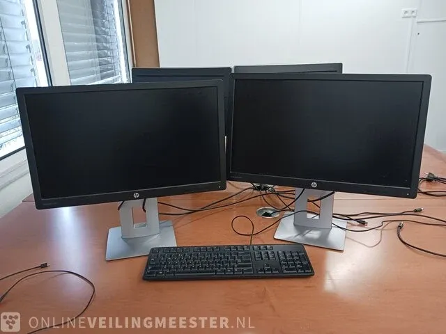 Inhoud directie kamer - afbeelding 28 van  33
