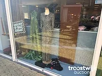 Inhoud etalage (c) - afbeelding 10 van  11