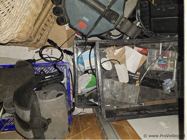Inhoud gehele unit o.a. vw caddy bestelbus - afbeelding 10 van  81