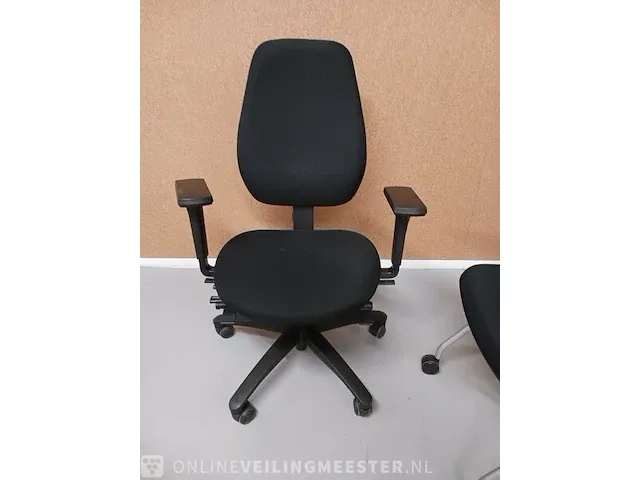 Inhoud kantoor ruimte - afbeelding 14 van  24