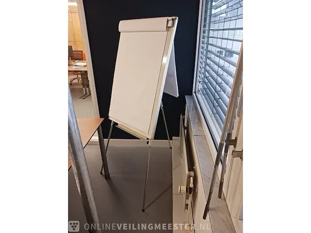 Inhoud kantoor ruimte - afbeelding 16 van  24
