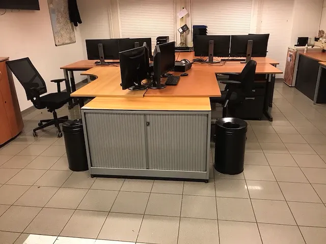 Inhoud kantoor - afbeelding 1 van  21