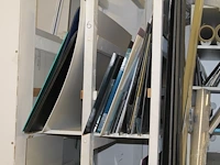 Inhoud kast 6 waaronder platen dibont, forex, reboard, plexiglas, hpl, enz. - afbeelding 1 van  3