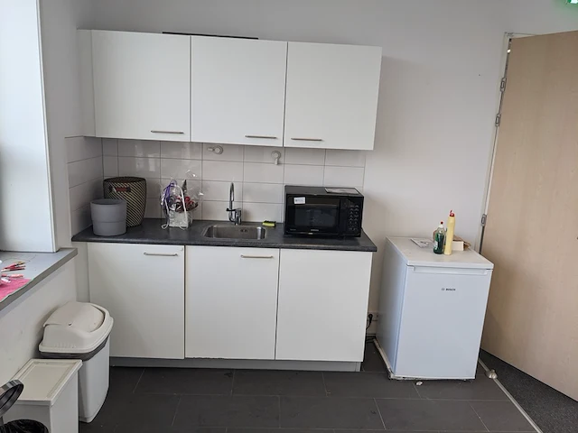 Inhoud keuken o.a. smart oven samsung - afbeelding 1 van  17