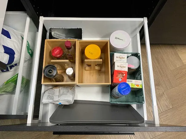 Inhoud keuken - afbeelding 15 van  34