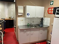Inhoud keuken - afbeelding 1 van  9