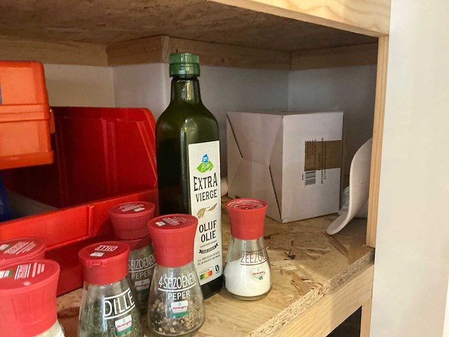 Inhoud keuken - afbeelding 8 van  43