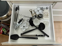 Inhoud keuken - afbeelding 27 van  43