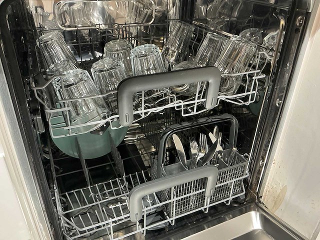 Inhoud keuken - afbeelding 36 van  43