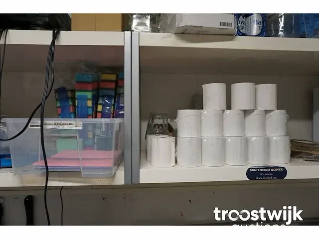 Inhoud keuken - afbeelding 10 van  10