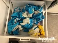 Inhoud keuken - afbeelding 4 van  11