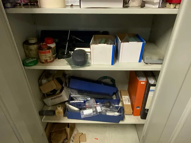 Inhoud magazijnruimte - afbeelding 8 van  22