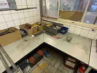 Inhoud magazijnruimte - afbeelding 18 van  22