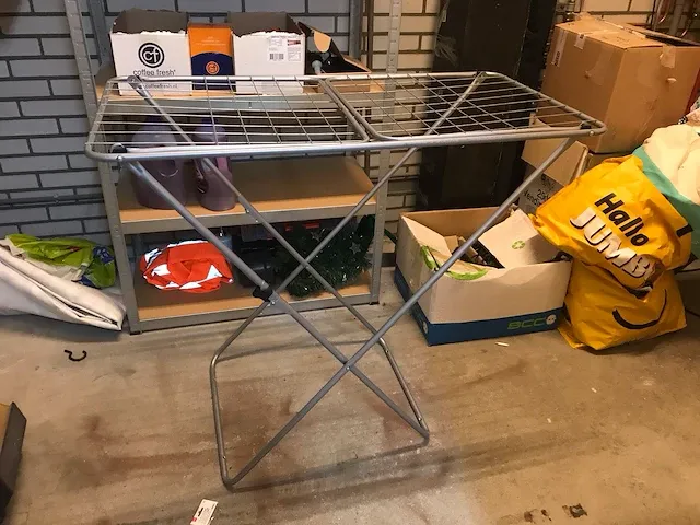 Inhoud praktijkkamer en magazijn - afbeelding 20 van  22