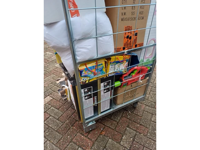 Inhoud rolcontainer ex container - afbeelding 3 van  9