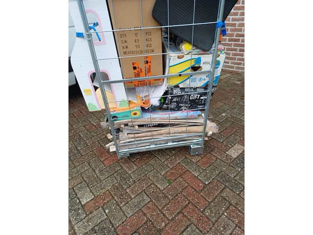 Inhoud rolcontainer ex container - afbeelding 4 van  9