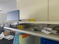 Inhoud ruimte 2e etage (magazijnruimte) - afbeelding 2 van  82