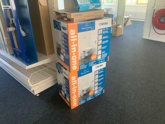 Inhoud ruimte 2e etage (magazijnruimte) - afbeelding 19 van  82