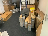 Inhoud ruimte 2e etage (magazijnruimte) - afbeelding 43 van  82
