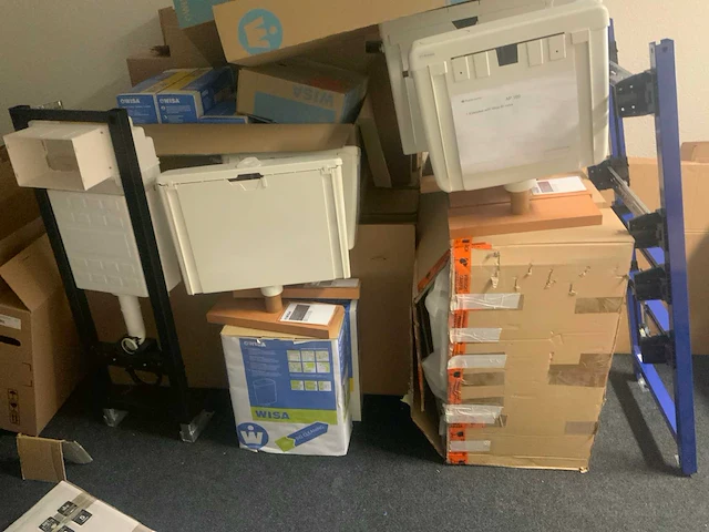 Inhoud ruimte 2e etage (magazijnruimte) - afbeelding 57 van  82