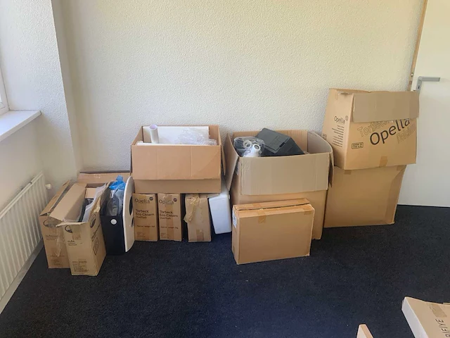 Inhoud ruimte 2e etage (magazijnruimte) - afbeelding 66 van  82