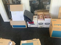 Inhoud ruimte 2e etage (magazijnruimte) - afbeelding 75 van  82