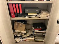 Inhoud ruimte met diverse onderdelen, gereedschappen en accessoires - afbeelding 17 van  26