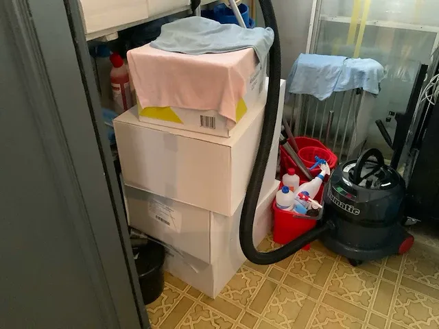 Inhoud schoonmaakhok - afbeelding 2 van  7