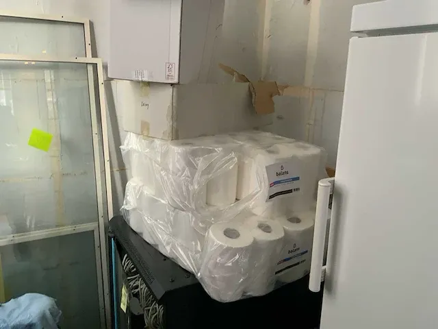 Inhoud schoonmaakhok - afbeelding 4 van  7