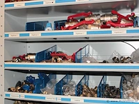Inhoud stelling o.a. kogelkranen en afsluiters - afbeelding 6 van  11