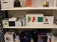 Inhoud stelling o.a. lucide buitenlamp - afbeelding 1 van  9