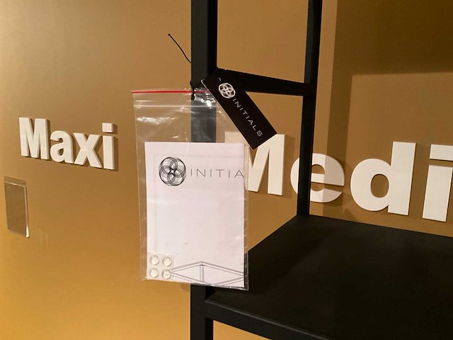 Initials boekenkast - afbeelding 3 van  5