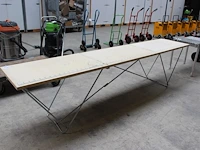 Inklapbaar behangtafel. lengte ca. 3 meter. - afbeelding 1 van  2