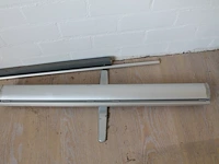 Inklapbaar en uitrolbaar reclamedoek 85 x 170 cm op statief. - afbeelding 2 van  2
